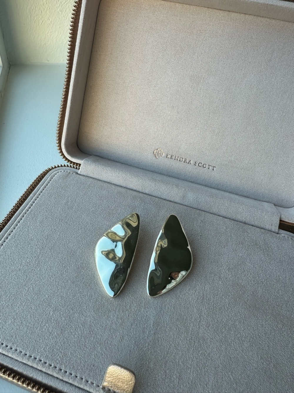 Kendra Scott Gold Abstract Drop Earrings